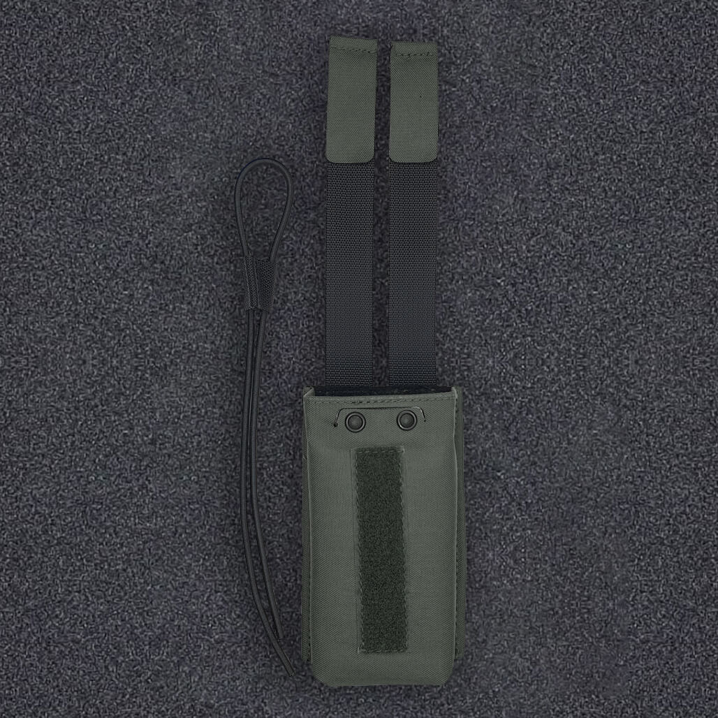Buffalo AR15 Mag Carrier Ranger Green with Bungee Cord EXTRA (1)